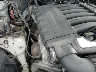 ✅ 2018 Porsche Cayenne • VIN: WP1AA2A27JKA00157 • Лот: 81611965. Опубликован ранее на Copart с пробегом 104 309 миль. Бесплатный доступ к архиву аукционных продаж из США и подробный отчёт об истории автомобиля на DreamBid. Изображение 15.