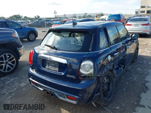 ✅ 2016 MINI Hardtop 4 Door S • VIN: WMWXU3C51G2D31101 • Лот: 42440857. Опубліковано раніше на IAAI з пробігом 170 322 миль. Безкоштовний доступ до архіву аукціонних продажів зі США та докладний звіт про історію автомобіля на DreamBid. Зображення 4.