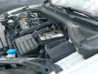 ✅ 2020 Volkswagen Jetta S • VIN: 3VWCB7BU9LM072698 • Lot: 43242362. Wystawiony na IAAI z przebiegiem 83 657 mil. Bezpłatny archiwum sprzedaży aukcyjnych z USA i szczegółowy raport historii pojazdu na DreamBid. Zdjęcie 20.