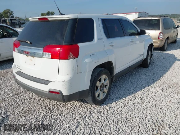 ✅ 2010 GMC Terrain SLE-1 • VIN: 2CTALBEW5A6266356 • Lot: 43217912. Listed on IAAI with 290,484 mi. Free auction sales archive from the USA and detailed vehicle history report at DreamBid. Image 4.