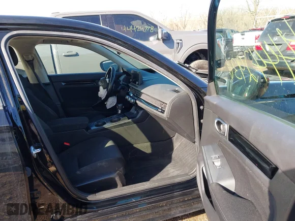 ✅ 2022 Honda Civic EX • VIN: JHMFE1F78NX004963 • Lot: 44442936. Wystawiony na IAAI z przebiegiem 56 981 mil. Bezpłatny archiwum sprzedaży aukcyjnych z USA i szczegółowy raport historii pojazdu na DreamBid. Zdjęcie 5.