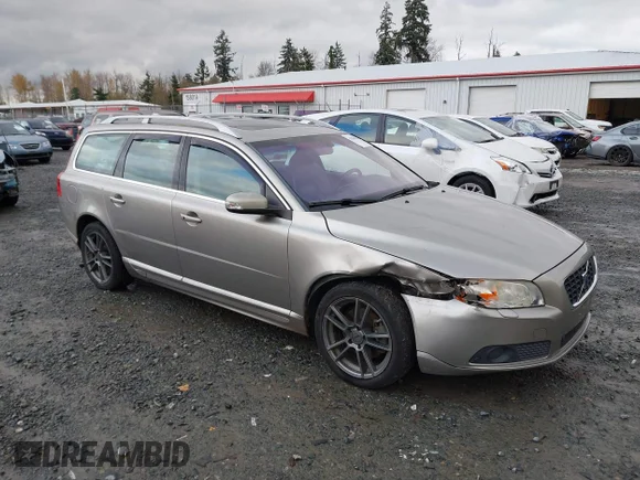 ✅ 2008 Volvo V70 • VIN: YV1BW982081051886 • Lot: 43834378. Wystawiony na IAAI z przebiegiem 160 594 mil. Bezpłatny archiwum sprzedaży aukcyjnych z USA i szczegółowy raport historii pojazdu na DreamBid. Zdjęcie 1.
