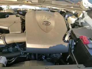 ✅ 2023 Toyota Tacoma SR5 • VIN: 3TMCZ5AN0PM624785 • Lot: 90683805. Wystawiony na Copart z przebiegiem 8 274 mil. Bezpłatny archiwum sprzedaży aukcyjnych z USA i szczegółowy raport historii pojazdu na DreamBid. Zdjęcie 15.