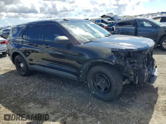 ✅ 2020 Ford Police Interceptor Utility • VIN: 1FM5K8AB6LGA71435 • Lot: 52084766. Wystawiony na Copart z przebiegiem 127 681 mil. Bezpłatny archiwum sprzedaży aukcyjnych z USA i szczegółowy raport historii pojazdu na DreamBid. Zdjęcie 4.