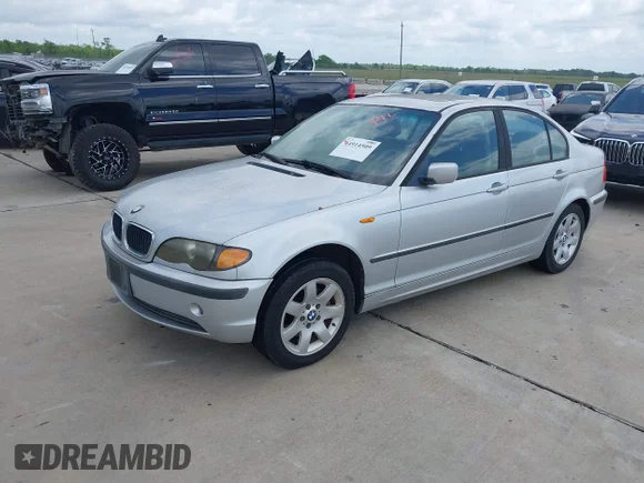 ✅ 2002 BMW 3 Series 325i • VIN: WBAET37482NG78847 • Лот: 44914509. Опубликован ранее на IAAI с пробегом 135 024 миль. Бесплатный доступ к архиву аукционных продаж из США и подробный отчёт об истории автомобиля на DreamBid. Изображение 2.