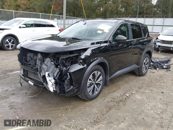✅ 2022 Nissan Rogue SV • VIN: 5N1BT3BAXNC726733 • Lot: 43587567. Wystawiony na IAAI z przebiegiem 48 371 mil. Bezpłatny archiwum sprzedaży aukcyjnych z USA i szczegółowy raport historii pojazdu na DreamBid. Zdjęcie 2.