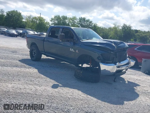 ✅ 2015 Ram 2500 Tradesman • VIN: 3C6UR5CL1FG516535 • Лот: 42290704. Опубліковано раніше на IAAI з пробігом 201 511 миль. Безкоштовний доступ до архіву аукціонних продажів зі США та докладний звіт про історію автомобіля на DreamBid. Зображення 1.
