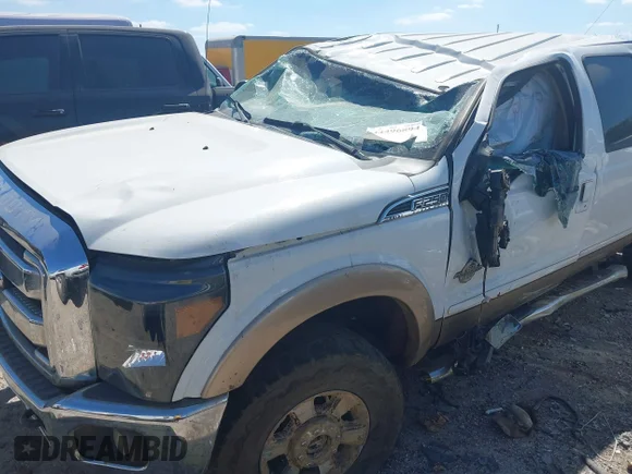 ✅ 2014 Ford F-250 King Ranch • VIN: 1FT7W2BT5EEA66215 • Лот: 44496894. Опубліковано раніше на IAAI з пробігом 182 778 миль. Безкоштовний доступ до архіву аукціонних продажів зі США та докладний звіт про історію автомобіля на DreamBid. Зображення 6.