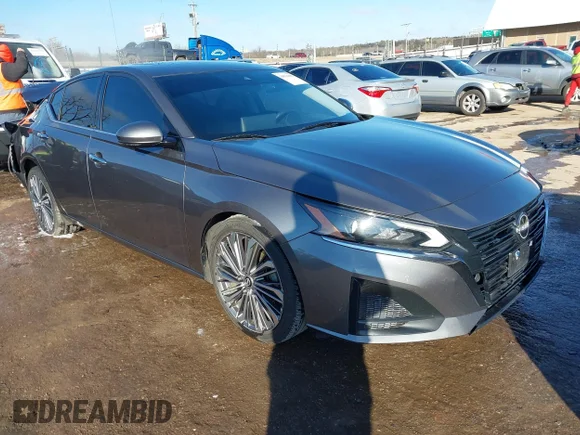 ✅ 2023 Nissan Altima SL • VIN: 1N4BL4EV0PN344748 • Lot: 44114193. Wystawiony na IAAI z przebiegiem 92 464 mil. Bezpłatny archiwum sprzedaży aukcyjnych z USA i szczegółowy raport historii pojazdu na DreamBid. Zdjęcie 1.
