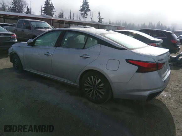 ✅ 2023 Nissan Altima SV • VIN: 1N4BL4DV2PN365196 • Лот: 44321298. Опубликован ранее на IAAI с пробегом 50 592 миль. Бесплатный доступ к архиву аукционных продаж из США и подробный отчёт об истории автомобиля на DreamBid. Изображение 3.