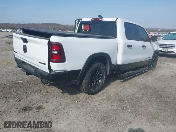 ✅ 2025 Ram 1500 Rebel • VIN: 1C6SRFLP5SN648490 • Лот: 44189685. Опубліковано раніше на IAAI з пробігом 14 217 миль. Безкоштовний доступ до архіву аукціонних продажів зі США та докладний звіт про історію автомобіля на DreamBid. Зображення 4.