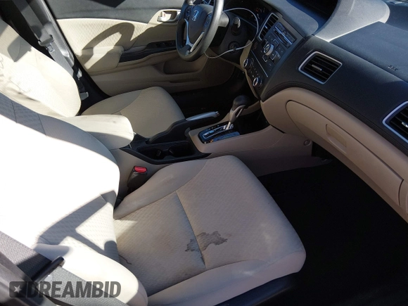 ✅ 2015 Honda Civic LX • VIN: 19XFB2F53FE271900 • Lot: 44201100. Wystawiony na IAAI z przebiegiem 159 431 mil. Bezpłatny archiwum sprzedaży aukcyjnych z USA i szczegółowy raport historii pojazdu na DreamBid. Zdjęcie 5.