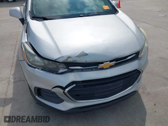 ✅ 2018 Chevrolet Trax LS • VIN: KL7CJKSBXJB555917 • Лот: 45382626. Опубликован ранее на IAAI с пробегом 113 398 миль. Бесплатный доступ к архиву аукционных продаж из США и подробный отчёт об истории автомобиля на DreamBid. Изображение 6.
