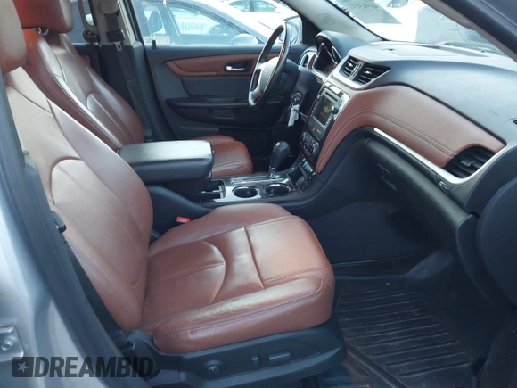 ✅ 2017 Chevrolet Traverse LT • VIN: 1GNKVHKD3HJ341706 • Lot: 43913141. Wystawiony na IAAI z przebiegiem 138 912 mil. Bezpłatny archiwum sprzedaży aukcyjnych z USA i szczegółowy raport historii pojazdu na DreamBid. Zdjęcie 5.