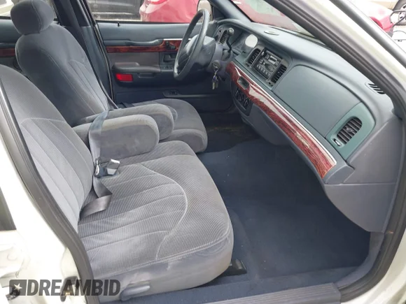 ✅ 2000 Mercury Grand Marquis GS • VIN: 2MEFM74W9YX658787 • Лот: 41525569. Опубликован ранее на IAAI с пробегом 176 368 миль. Бесплатный доступ к архиву аукционных продаж из США и подробный отчёт об истории автомобиля на DreamBid. Изображение 5.