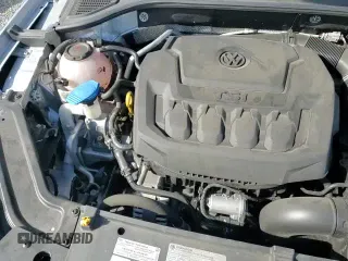 ✅ 2020 Volkswagen Passat R-Line • VIN: 1VWMA7A35LC025024 • Lot: 82232625. Wystawiony na Copart z przebiegiem 56 172 mil. Bezpłatny archiwum sprzedaży aukcyjnych z USA i szczegółowy raport historii pojazdu na DreamBid. Zdjęcie 15.