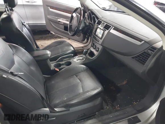 ✅ 2010 Chrysler Sebring Limited • VIN: 1C3BC6EV3AN227599 • Lot: 44727240. Wystawiony na IAAI z przebiegiem 152 383 mil. Bezpłatny archiwum sprzedaży aukcyjnych z USA i szczegółowy raport historii pojazdu na DreamBid. Zdjęcie 5.
