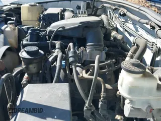 ✅ 2013 Toyota Tacoma • VIN: 5TFNX4CN8DX022163 • Lot: 42610781. Wystawiony na IAAI z przebiegiem 237 912 mil. Bezpłatny archiwum sprzedaży aukcyjnych z USA i szczegółowy raport historii pojazdu na DreamBid. Zdjęcie 19.