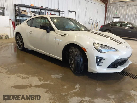 ✅ 2017 Toyota 86 • VIN: JF1ZNAA17H8708299 • Lot: 45299561. Wystawiony na IAAI z przebiegiem 139 781 mil. Bezpłatny archiwum sprzedaży aukcyjnych z USA i szczegółowy raport historii pojazdu na DreamBid. Zdjęcie 1.