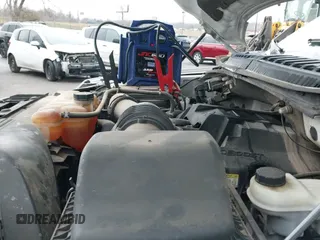 ✅ 2016 Ford F-150 XL • VIN: 1FTEX1CP0GKE60824 • Лот: 41192886. Опубликован ранее на IAAI с пробегом 176 709 миль. Бесплатный доступ к архиву аукционных продаж из США и подробный отчёт об истории автомобиля на DreamBid. Изображение 19.