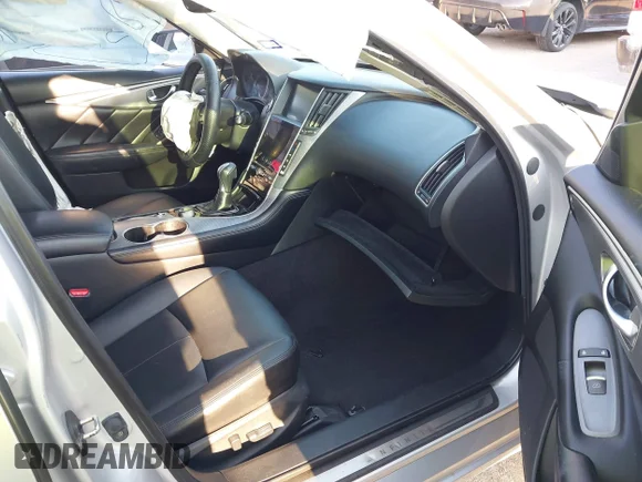 ✅ 2016 Infiniti Q50 Premium • VIN: JN1CV7AP0GM202801 • Лот: 43169243. Опубліковано раніше на IAAI з пробігом 149 851 миль. Безкоштовний доступ до архіву аукціонних продажів зі США та докладний звіт про історію автомобіля на DreamBid. Зображення 5.