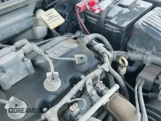 2005 Dodge Neon SXT z VIN 1B3ES56C75D123066, wystawiony jako IAAI lot #41029820 z przebiegiem 179 305 mil mil oraz . Historia ofert i sprzedaży dostępna na DreamBid. Obrazek 18.