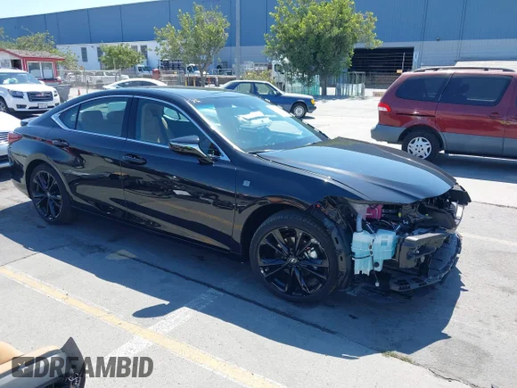 ✅ 2025 Lexus ES 300h • VIN: 58ADA1C14SU055723 • Lot: 43077298. Wystawiony na IAAI z przebiegiem Nie podano. Bezpłatny archiwum sprzedaży aukcyjnych z USA i szczegółowy raport historii pojazdu na DreamBid. Zdjęcie 1.