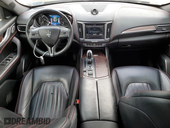 ✅ 2017 Maserati Levante • VIN: ZN661XUL4HX228296 • Lot: 68221715. Wystawiony na Copart z przebiegiem 141 540 mil. Bezpłatny archiwum sprzedaży aukcyjnych z USA i szczegółowy raport historii pojazdu na DreamBid. Zdjęcie 8.