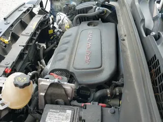 ✅ 2016 Jeep Renegade Sport • VIN: ZACCJBATXGPD36144 • Lot: 42290893. Wystawiony na IAAI z przebiegiem 92 152 mil. Bezpłatny archiwum sprzedaży aukcyjnych z USA i szczegółowy raport historii pojazdu na DreamBid. Zdjęcie 20.