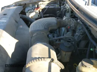 ✅ 2005 Ford F-150 STX • VIN: 1FTRX14W65NB99010 • Lot: 43058503. Listed on IAAI with 118,126 mi. Free auction sales archive from the USA and detailed vehicle history report at DreamBid. Image 19.