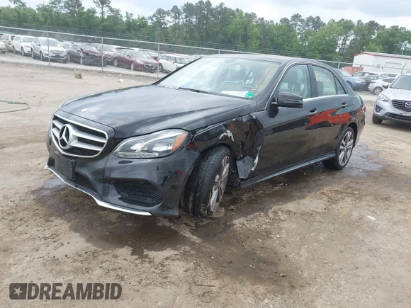 ✅ 2014 Mercedes-Benz E 350 Sport • VIN: WDDHF5KB4EB042945 • Lot: 45153948. Wystawiony na IAAI z przebiegiem 73 177 mil. Bezpłatny archiwum sprzedaży aukcyjnych z USA i szczegółowy raport historii pojazdu na DreamBid. Zdjęcie 2.