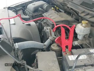 ✅ 2010 Dodge 1500 ST • VIN: 1D7RB1GP0AS154486 • Lot: 41574054. Wystawiony na IAAI z przebiegiem 268 808 mil. Bezpłatny archiwum sprzedaży aukcyjnych z USA i szczegółowy raport historii pojazdu na DreamBid. Zdjęcie 19.