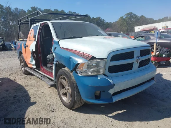 ✅ 2016 Ram 1500 Express • VIN: 1C6RR6KT1GS404809 • Lot: 44666514. Wystawiony na IAAI z przebiegiem 207 102 mil. Bezpłatny archiwum sprzedaży aukcyjnych z USA i szczegółowy raport historii pojazdu na DreamBid. Zdjęcie 1.