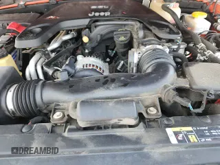 ✅ 2018 Jeep Wrangler Unlimited Sport • VIN: 1C4HJXDG7JW172489 • Lot: 71780185. Listed on Copart with 75,213 mi. Free auction sales archive from the USA and detailed vehicle history report at DreamBid. Image 17.