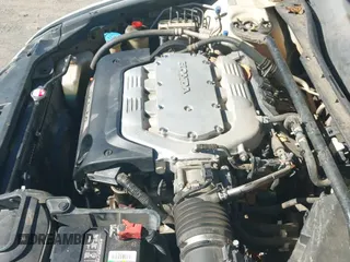 ✅ 2008 Honda Accord EX-L • VIN: 1HGCP36838A084720 • Лот: 43600397. Опубликован ранее на IAAI с пробегом 234 905 миль. Бесплатный доступ к архиву аукционных продаж из США и подробный отчёт об истории автомобиля на DreamBid. Изображение 13.