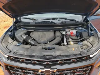 ✅ 2025 Chevrolet Traverse FWD RS • VIN: 1GNERLRS0SJ148963 • Lot: 85725385. Wystawiony na Copart z przebiegiem 23 900 mil. Bezpłatny archiwum sprzedaży aukcyjnych z USA i szczegółowy raport historii pojazdu na DreamBid. Zdjęcie 14.