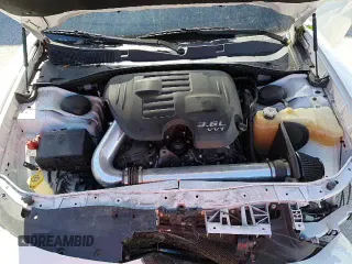 ✅ 2019 Dodge Charger SXT • VIN: 2C3CDXJG1KH568508 • Lot: 91339395. Listed on Copart with 83,632 mi. Free auction sales archive from the USA and detailed vehicle history report at DreamBid. Image 13.