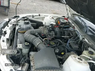 ✅ 2006 Ford Mustang Standard • VIN: 1ZVFT84N365218352 • Lot: 42437271. Listed on IAAI with 203,265 mi. Free auction sales archive from the USA and detailed vehicle history report at DreamBid. Image 12.