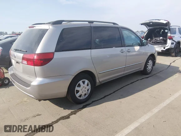 ✅ 2005 Toyota Sienna LE • VIN: 5TDZA23C25S306952 • Lot: 44650845. Wystawiony na IAAI z przebiegiem 231 556 mil. Bezpłatny archiwum sprzedaży aukcyjnych z USA i szczegółowy raport historii pojazdu na DreamBid. Zdjęcie 4.