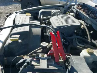 ✅ 2004 Dodge Dakota • VIN: 1D7GL12K34S524706 • Lot: 41710095. Wystawiony na IAAI z przebiegiem 310 398 mil. Bezpłatny archiwum sprzedaży aukcyjnych z USA i szczegółowy raport historii pojazdu na DreamBid. Zdjęcie 12.