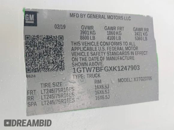 ✅ 2019 GMC Savana Cargo • VIN: 1GTW7BFGXK1247903 • Lot: 43645324. Wystawiony na IAAI z przebiegiem 170 591 mil. Bezpłatny archiwum sprzedaży aukcyjnych z USA i szczegółowy raport historii pojazdu na DreamBid. Zdjęcie 9.