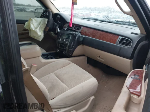 ✅ 2007 Chevrolet Suburban LT • VIN: 3GNFC16027G207369 • Lot: 44313869. Listed on IAAI with Not provided. Free auction sales archive from the USA and detailed vehicle history report at DreamBid. Image 5.