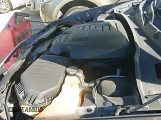 ✅ 2020 Dodge Charger SXT • VIN: 2C3CDXBGXLH144583 • Lot: 43437681. Wystawiony na IAAI z przebiegiem 215 000 mil. Bezpłatny archiwum sprzedaży aukcyjnych z USA i szczegółowy raport historii pojazdu na DreamBid. Zdjęcie 19.