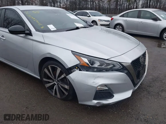 ✅ 2019 Nissan Altima SR • VIN: 1N4BL4CV9KC144359 • Lot: 44354703. Wystawiony na IAAI z przebiegiem Nie podano. Bezpłatny archiwum sprzedaży aukcyjnych z USA i szczegółowy raport historii pojazdu na DreamBid. Zdjęcie 6.