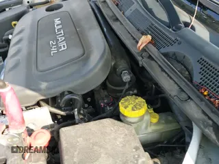 ✅ 2016 Dodge Dart SXT • VIN: 1C3CDFBB3GD517769 • Лот: 43560289. Опубликован ранее на IAAI с пробегом 106 193 миль. Бесплатный доступ к архиву аукционных продаж из США и подробный отчёт об истории автомобиля на DreamBid. Изображение 12.