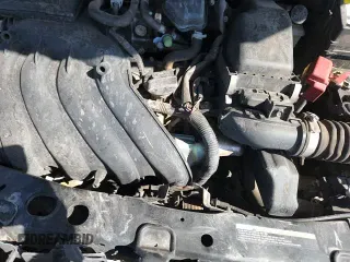 ✅ 2018 Nissan Versa SV • VIN: 3N1CN7AP6JL881958 • Лот: 82246925. Опубликован ранее на Copart с пробегом 95 268 миль. Бесплатный доступ к архиву аукционных продаж из США и подробный отчёт об истории автомобиля на DreamBid. Изображение 15.