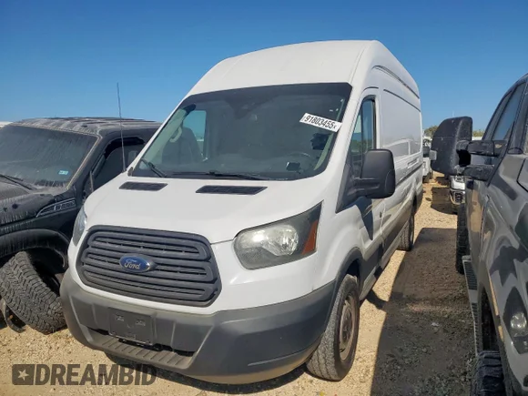 ✅ 2015 Ford Transit Cargo • VIN: 1FTSW3XG9FKA24631 • Lot: 91803455. Wystawiony na Copart z przebiegiem 248 019 mil. Bezpłatny archiwum sprzedaży aukcyjnych z USA i szczegółowy raport historii pojazdu na DreamBid. Zdjęcie 1.