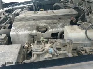 ✅ 2001 Toyota Land Cruiser • VIN: JTEHT05J012000559 • Lot: 42506660. Listed on IAAI with 332,772 mi. Free auction sales archive from the USA and detailed vehicle history report at DreamBid. Image 19.