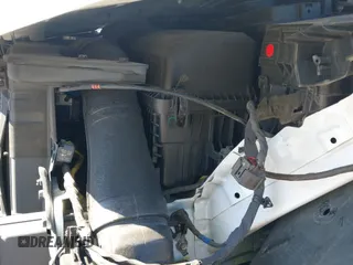 ✅ 2019 Hyundai Elantra SE • VIN: 5NPD74LF7KH493377 • Lot: 43613765. Listed on IAAI with 65,251 mi. Free auction sales archive from the USA and detailed vehicle history report at DreamBid. Image 19.