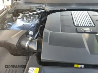 ✅ 2020 Land Rover Range Rover P525 HSE • VIN: SALGS2SE9LA570034 • Lot: 86685035. Wystawiony na Copart z przebiegiem 78 704 mil. Bezpłatny archiwum sprzedaży aukcyjnych z USA i szczegółowy raport historii pojazdu na DreamBid. Zdjęcie 14.